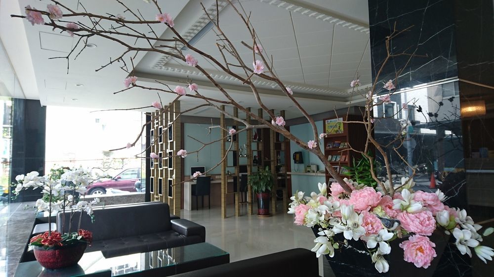 ปารีส บิสซิเนส โฮเทล Hotel เกาสง ภายนอก รูปภาพ